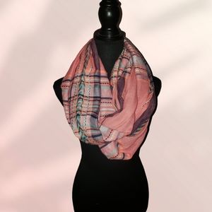 🍁💖Salmon Pink and Turquoise Infinity Scarf